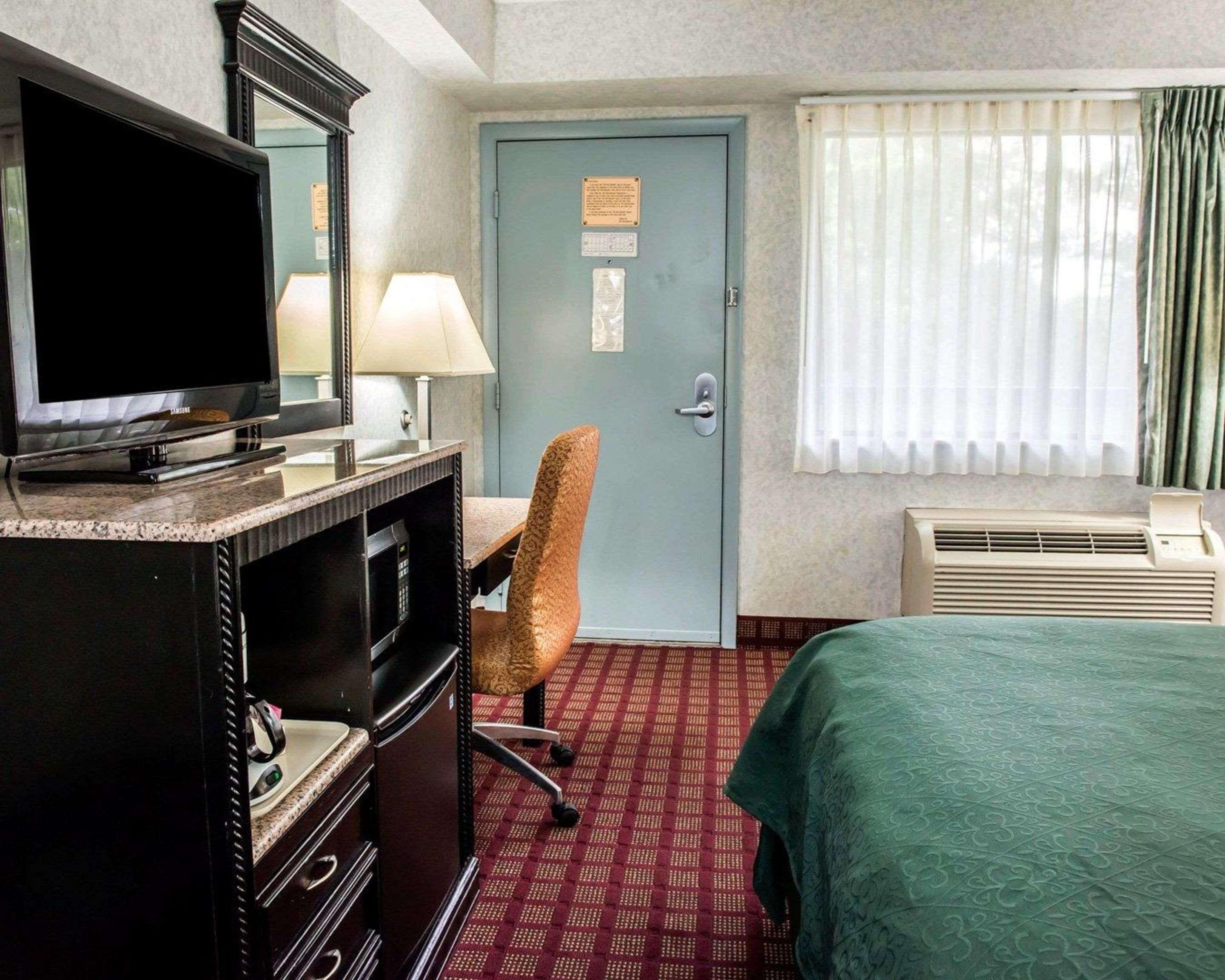 Quality Inn & Suites North Gibsonia Εξωτερικό φωτογραφία